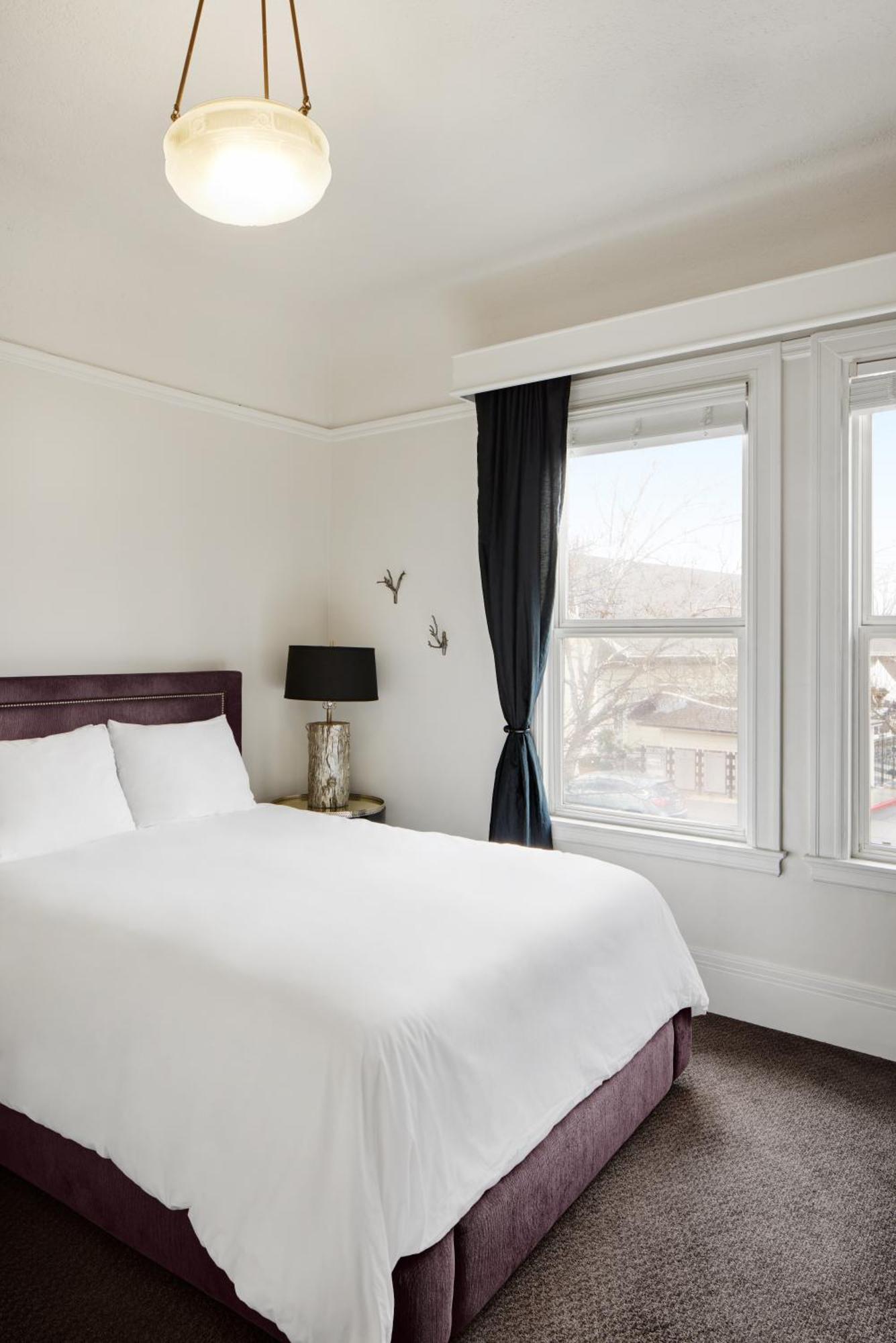 Hotel Mount View &