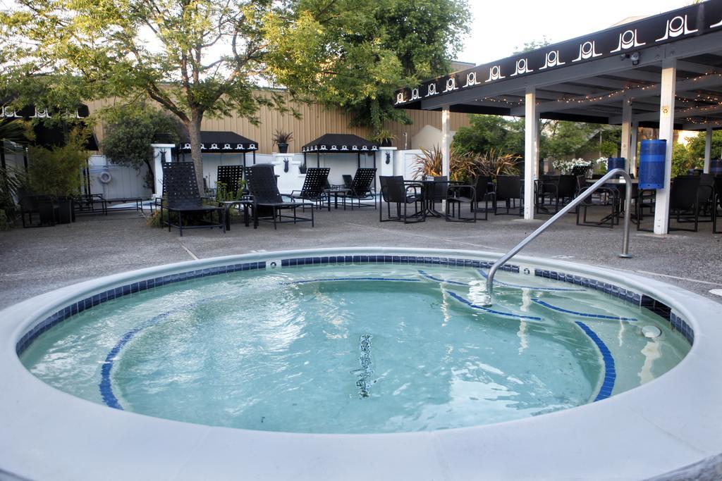 Mount View & Hotel 4*